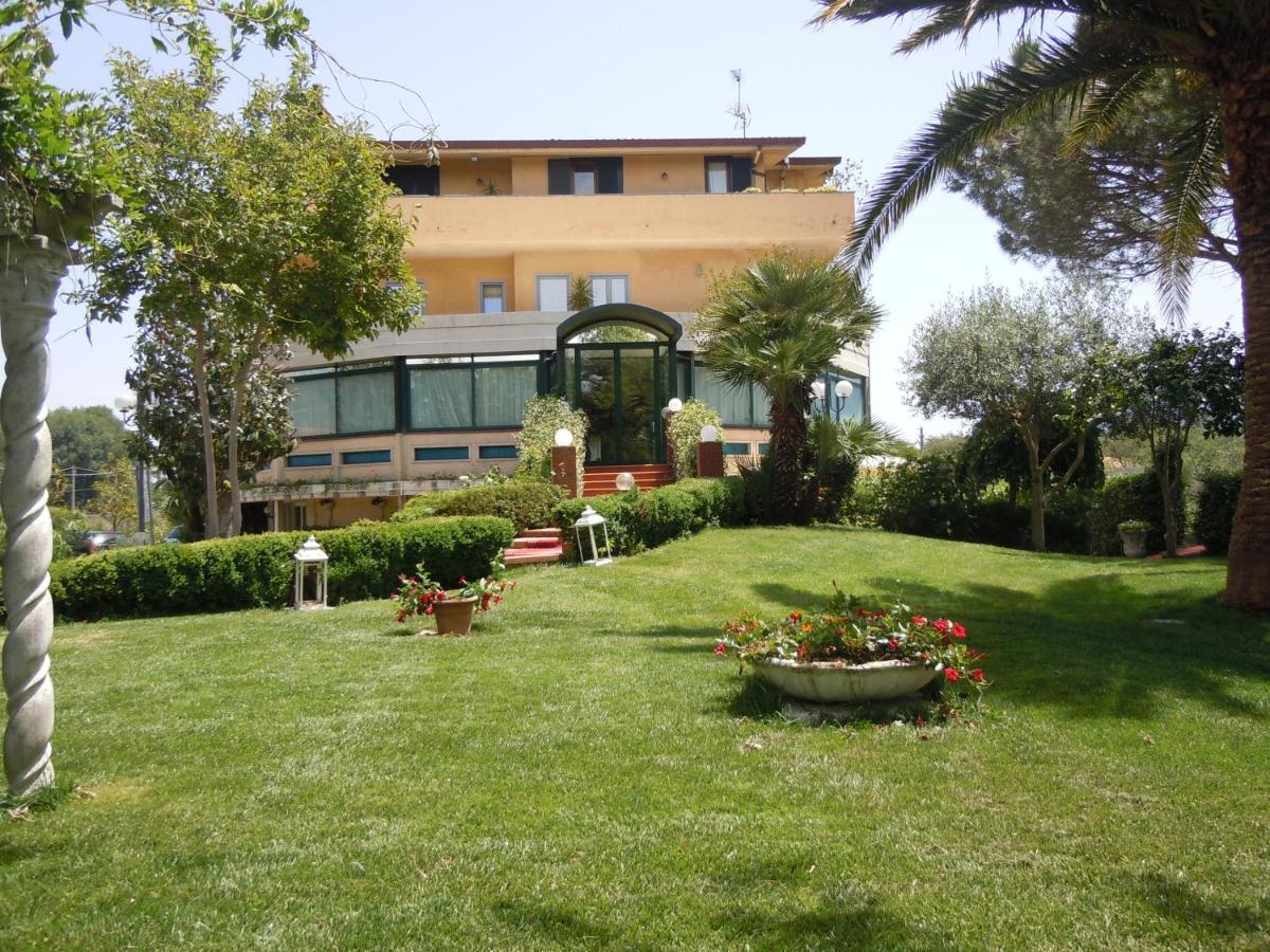 Soggiornare nel Sud Italia: 14 Hotel a Confronto